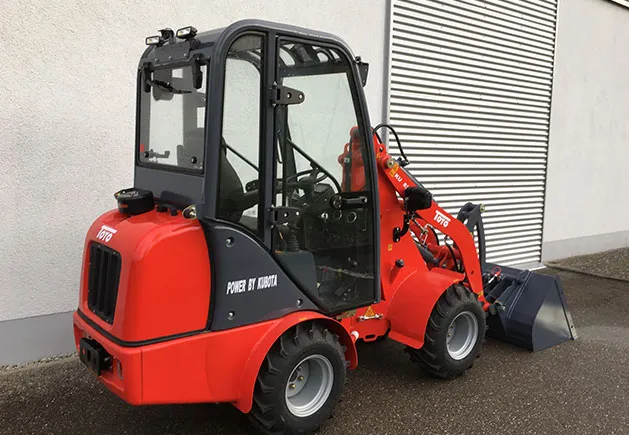 Toyo Hoflader Modell 826-III Stage V Kabine — Hoflader, 25 PS — Ansicht 6