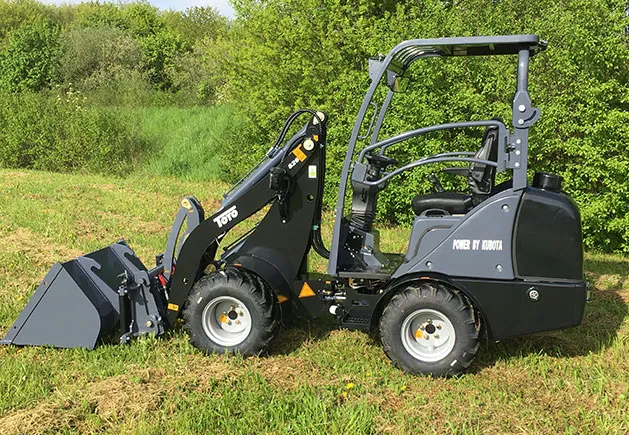 Toyo Hoflader 826-III Bügel StageV — Hoflader, 25 PS — Ansicht 5