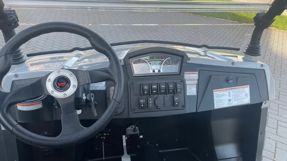 WSM RTX 900E Allrad | 2-Sitzer Elektrofahrzeug + Straßenzulassung — Ansicht 8