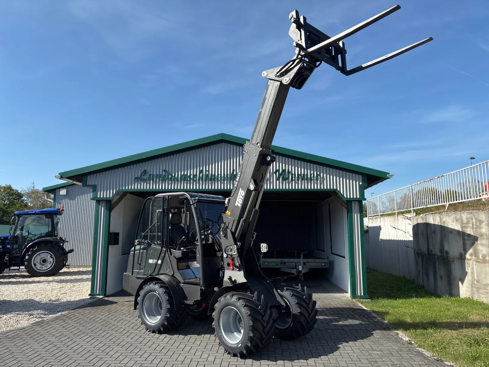 Toyo Hoflader 851-T Teleskop Stage V mit Kabine — Hoflader, 5 PS — Ansicht 3